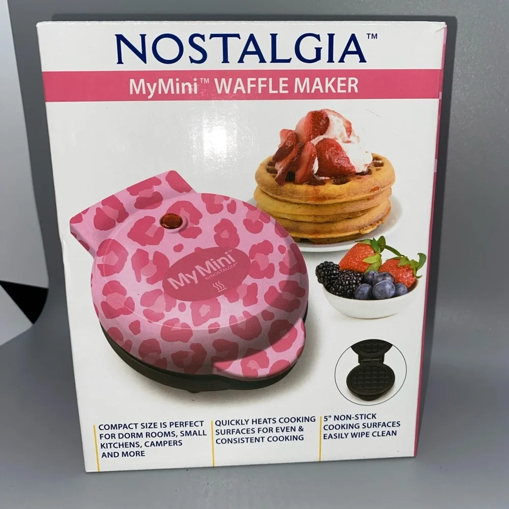 NWT Nostalgia Mini Waffle Maker Pink Camouflage